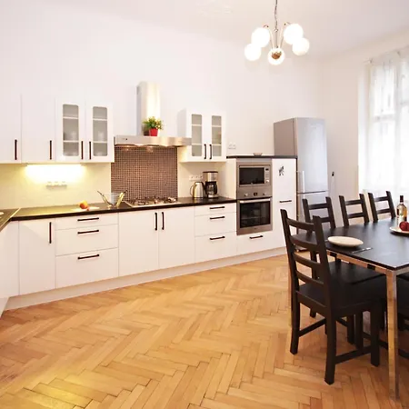 Exclusive Apartment *