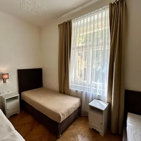 Exclusive * Prague