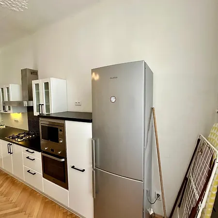 Apartment Exclusive