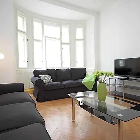 Exclusive Apartment *