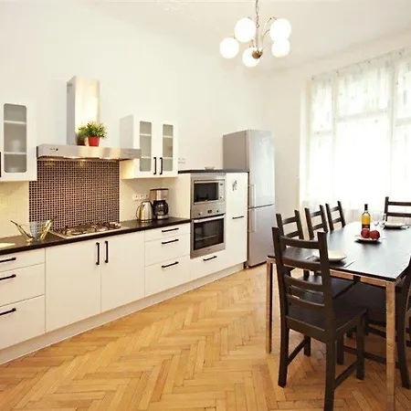 Exclusive Praha